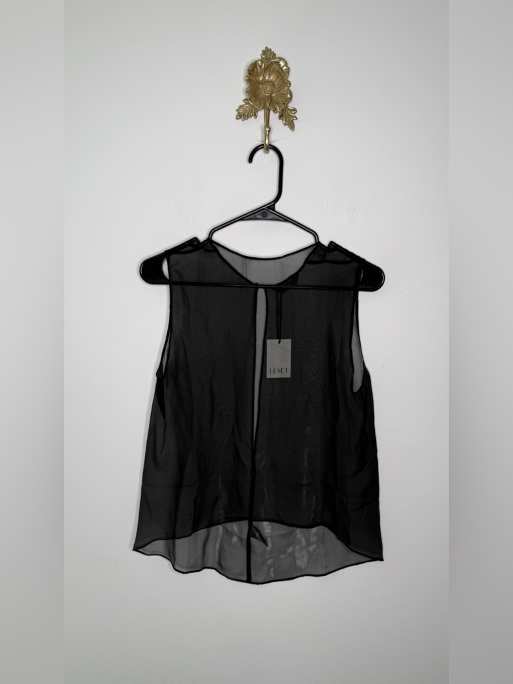 LESET Farah Sleeveless Crewneck Top S